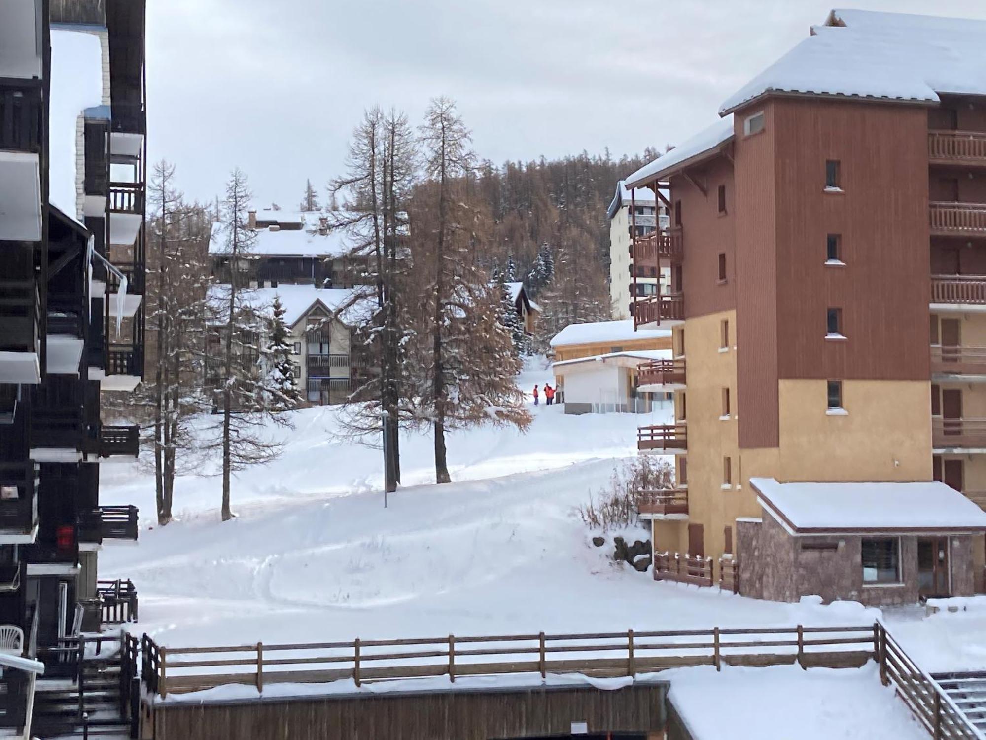 Апартаменты Risoul 1850 Beau Duplex Pour 6 Pers En Plein Centre De La Station Экстерьер фото